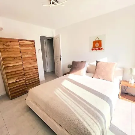 Centre 80m2 - Terrasse - Parking Gratuit Cannes