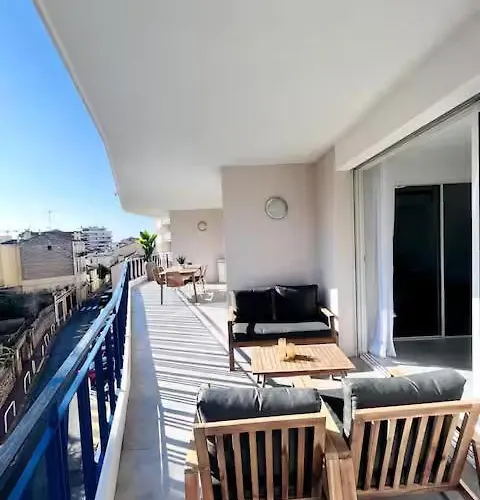 Centre 80m2 - Terrasse - Parking Gratuit Daire
