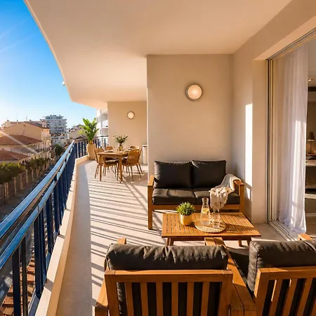 Centre 80m2 - Terrasse - Parking Gratuit Cannes